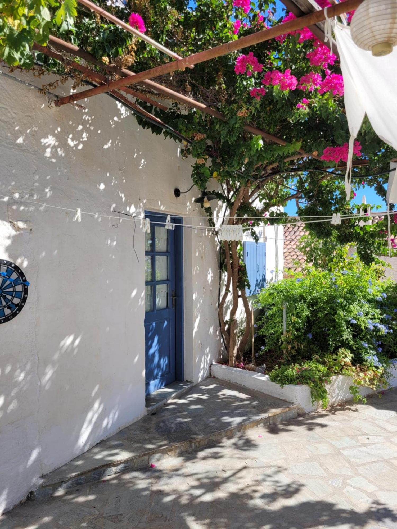 Lovely Traditionnal House With Sea View ติรอส ภายนอก รูปภาพ