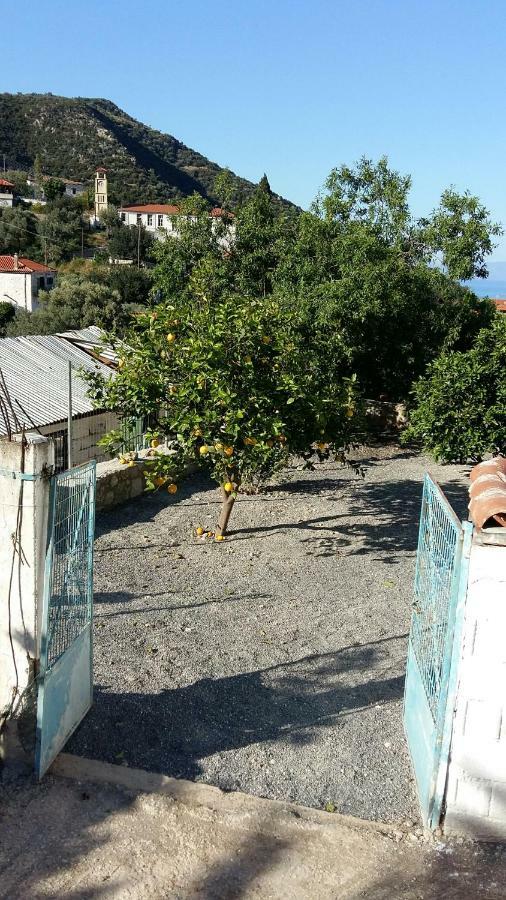 Lovely Traditionnal House With Sea View ติรอส ภายนอก รูปภาพ