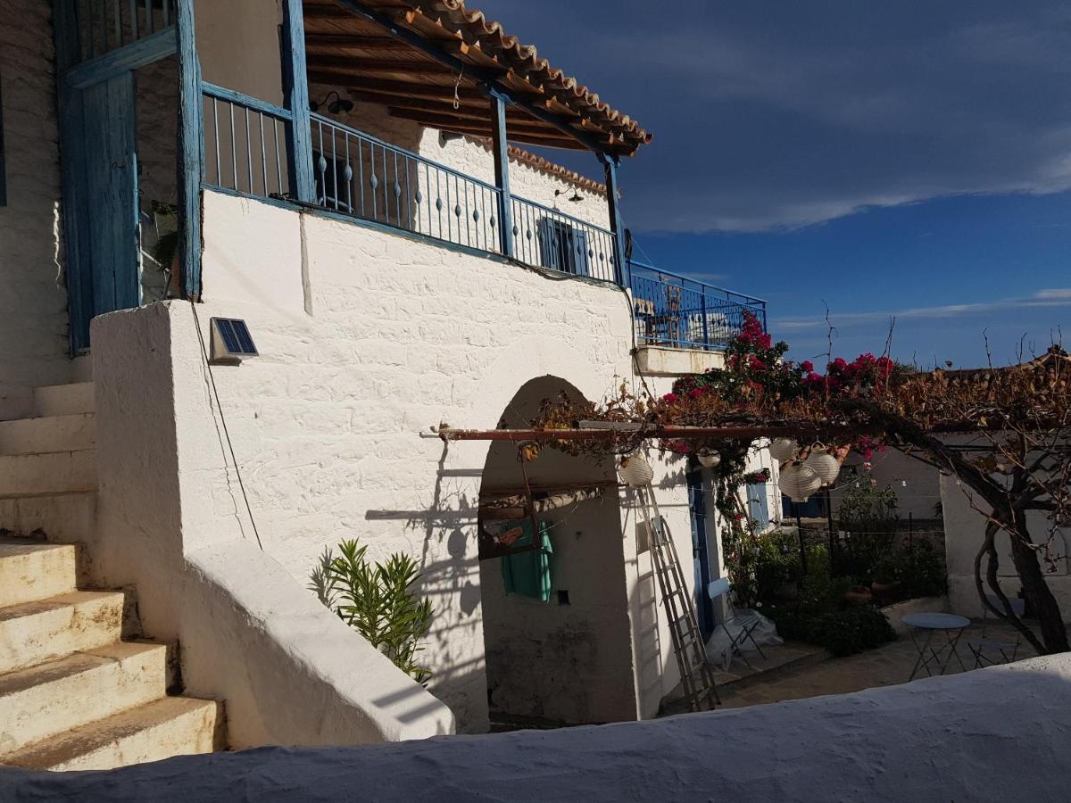 Lovely Traditionnal House With Sea View ติรอส ภายนอก รูปภาพ